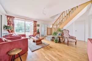 Reception room- click for photo gallery
